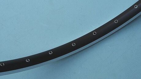 Kinlin MLD 700C 36H Rim - Black for 28-35mm wide tyres click to zoom image